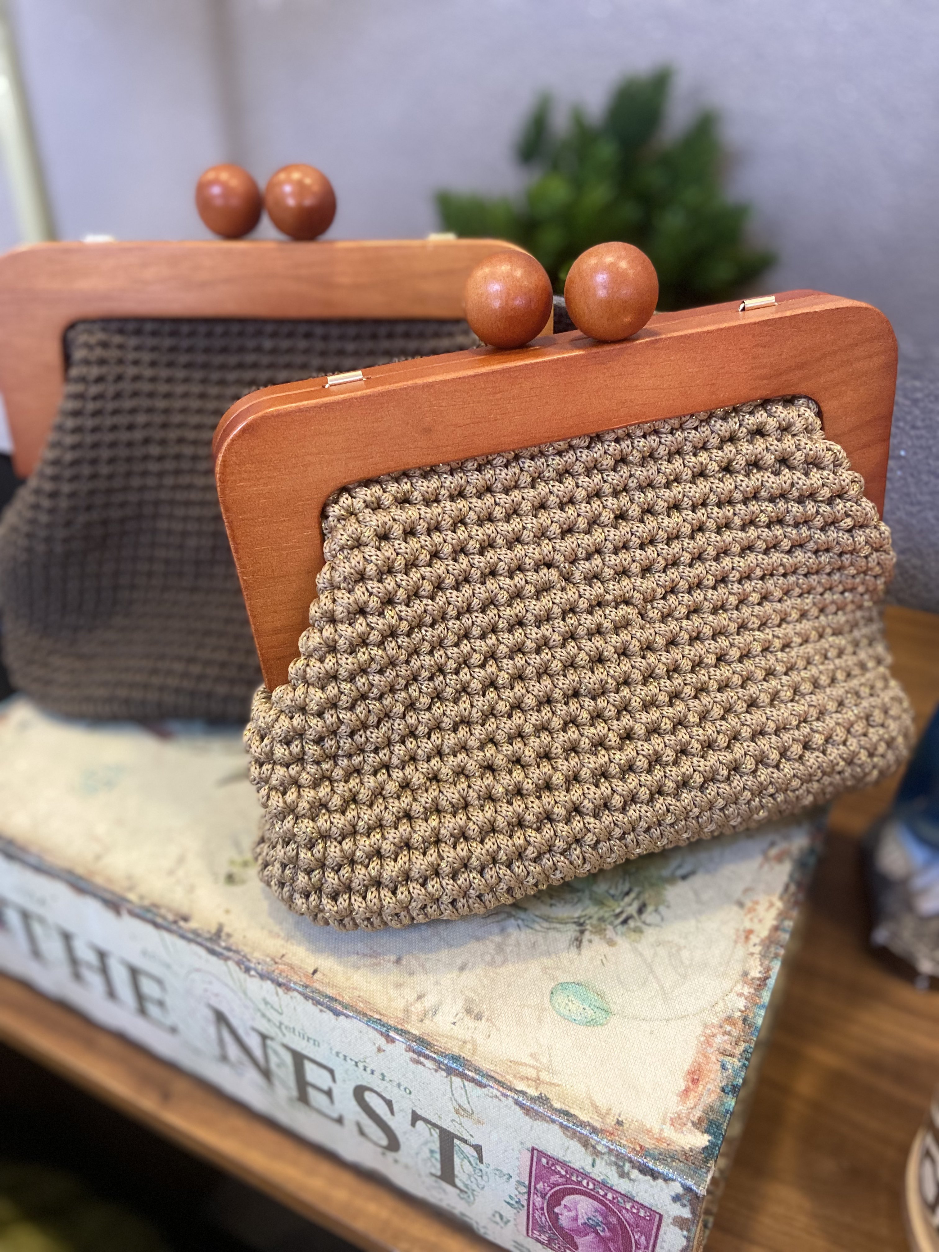 Aula de crochê na Casa das Marias